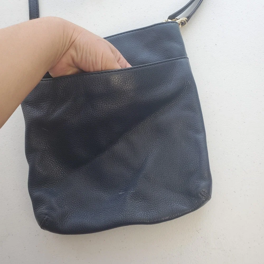Michael Kors medium casual black and gold leather chain and buckle crossbody bag